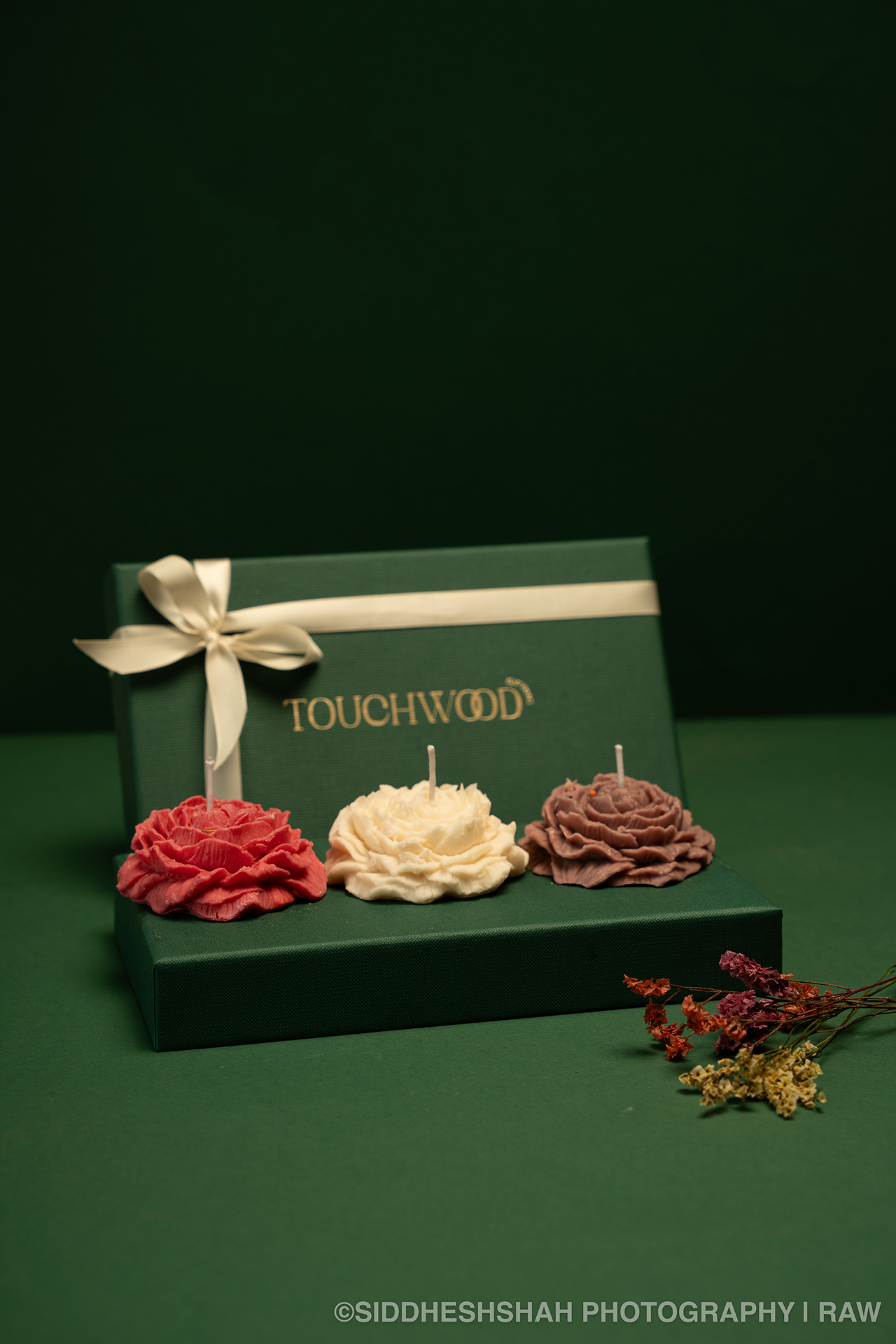 Peoni Scented Candle Big