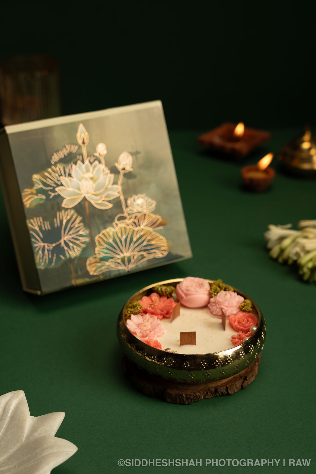 Tyohar Golden Urli Candle