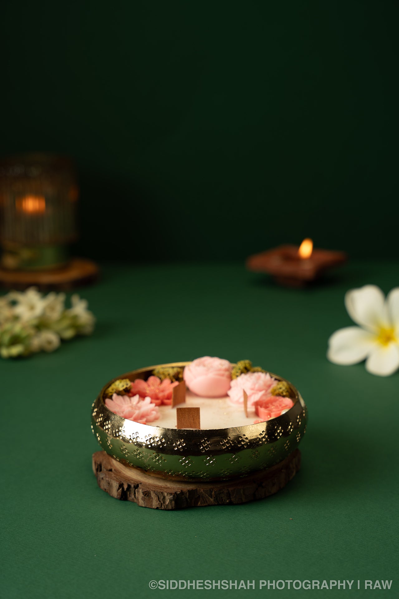 Tyohar Golden Urli Candle