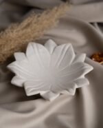 Lotus Marble Urli - Image 4